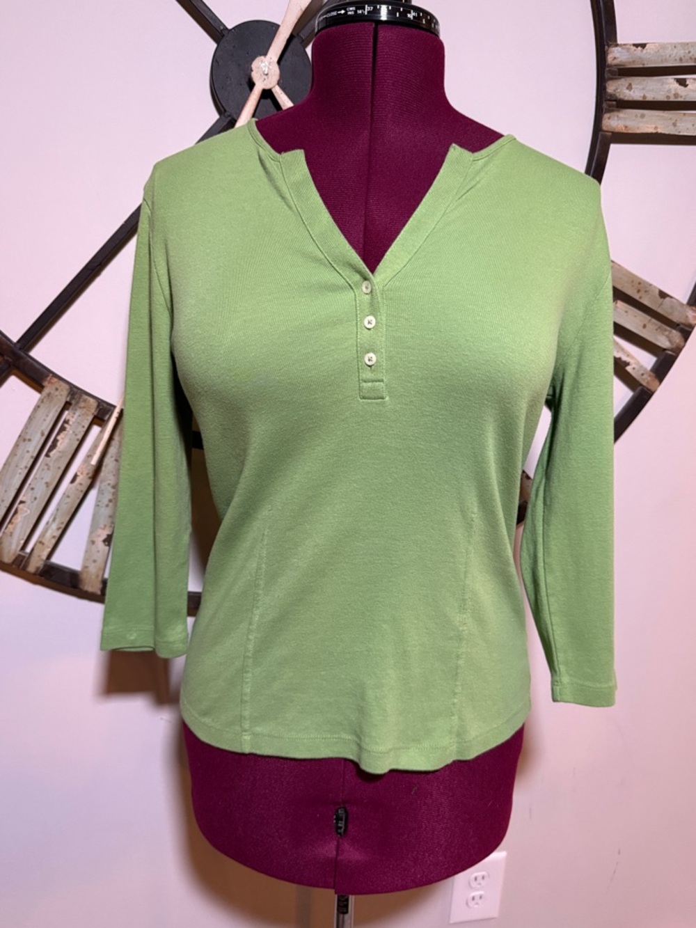 Jones Green 3/4 Sleeve Women’s Top